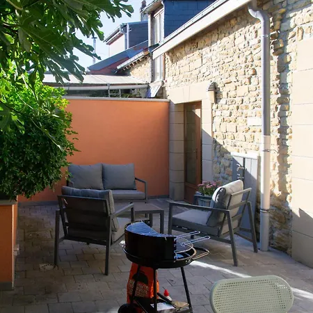 La Maison De Rosie Prix-les-Mezieres